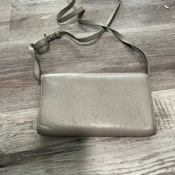 Authentic Tory Burch Elegant Gray Crossbody Bag Wallet Crossbody Clutch Grey Sil - Picture 2 of 4